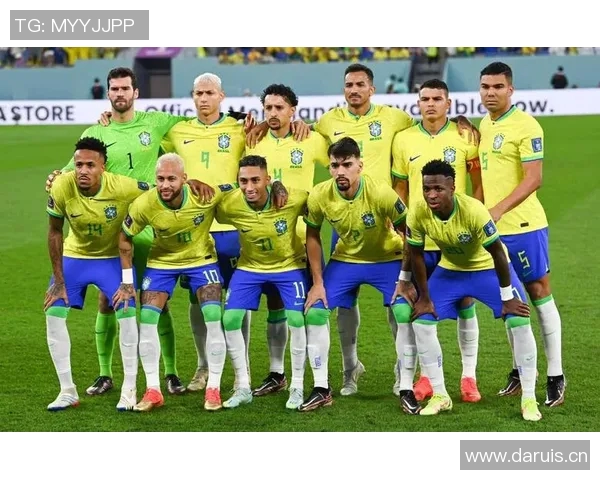 世界杯预选赛荣获月度最佳球员表现出色实至名归彰显无可争议的实力 世界杯预选赛荣获月度最佳球员表现出色实至名归彰显无可争议的实力