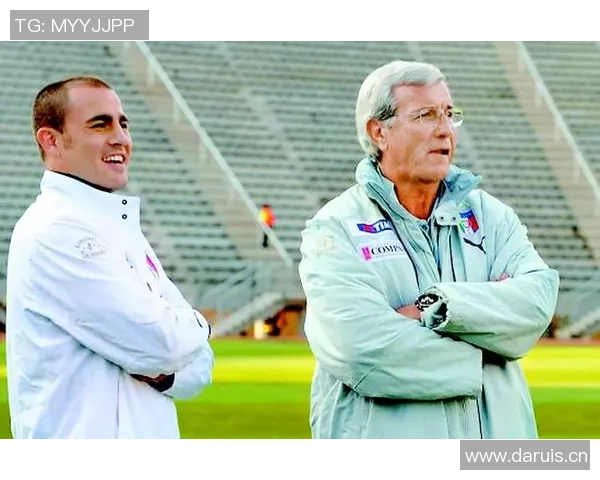 战术革新！新教练如何激活足球转会？